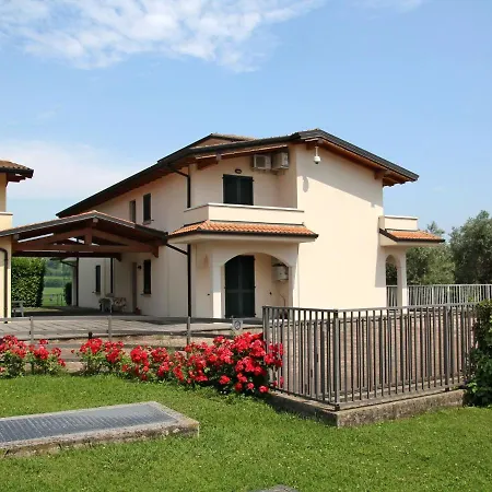 Apartment Colombaro Nuovo-5 By Interhome